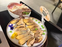 -芸山季·云南野生菌火锅(人民广场来福士店)