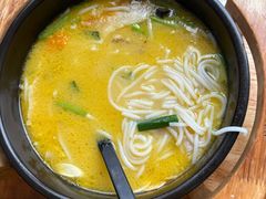 -桥香园过桥米线(国贸店)