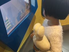 -彩色熊猫剧场