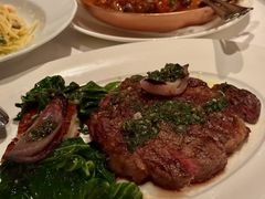 -CinCin Ristorante + Bar