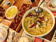 -爱啤精酿·民谣酒馆(滨江店)