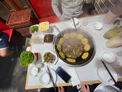 -鲁员外地锅鸡地锅鱼(古墩路店)