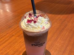 -StayReal Cafe(长宁来福士广场东八区店)