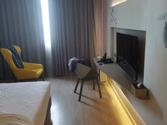 -白玉兰酒店(上海田子坊马当路地铁站店)