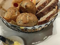 -马克西姆俄罗斯餐厅(通亚街店)
