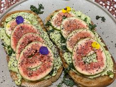 无花果手撕鸡肉tapas-Toris(LuOne凯德晶萃广场店)