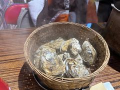 -蚝堡海鲜·威海菜·海肠捞饭·烧烤·亚洲吃蚝公司(幸福门店)