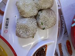 -小杨生煎(白玉兰广场店)
