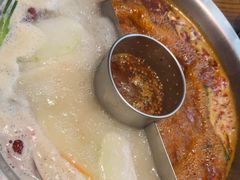 -佬土鹅肠火锅(解放路店)