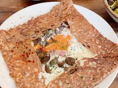 鸡蛋蘑菇熏肉荞麦可丽饼-RAC BAR(安福路店)