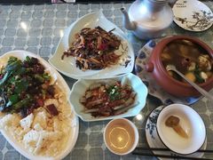 -小厨子私房菜·云南美食店