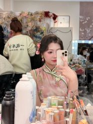 -一揽芳华汉服旗袍体验馆(拙政园店)