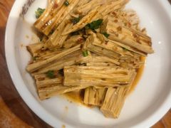-湘人龙记老长沙米粉(鸟巢店)