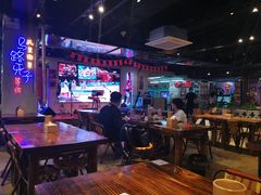 大堂-马路牙子地桌烤肉(工体店)