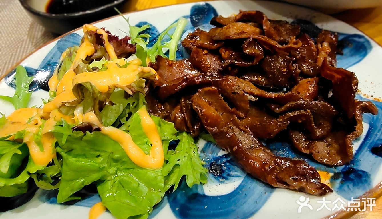 地址在悠乐汇里面，一层的一个安静小店