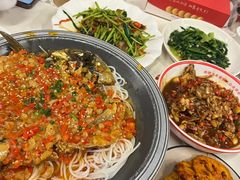 -堂瓦里·33年传统赣菜(第一街区店)