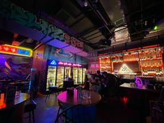 -UP嘻哈酒吧(粉巢店)