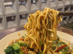 -方铲铲·成都板凳面(滨江银泰店)