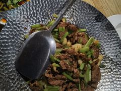 小炒黄牛肉-湘阁里辣(沙井华润万家店)