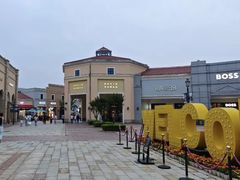 -百联奥特莱斯广场(长沙店)