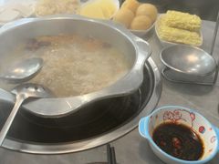 -光头药膳鸡(莱茵小镇店)
