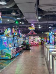 -菲菲羊乐园(临平银泰城店)