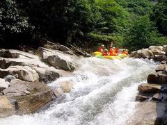 -安吉龙王山峡谷漂流