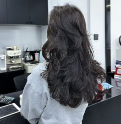 -藤野造型烫发染发