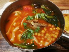 三个番茄雪花肋条粉套餐-小满手工粉(上海月星环球港店)