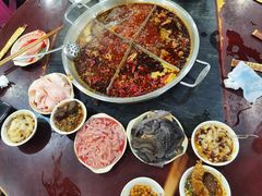 -储奇门鳝鱼火锅(总店)