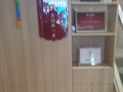 -霸王茶姬(南强街店)