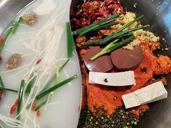 鸳鸯锅底-宽窄巷子鲜牛火锅(北京首店)