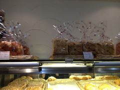 iphone_upload_pic-可颂坊(中心书城店)