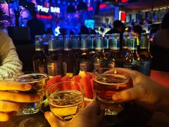 -FOUR PLAY BAR