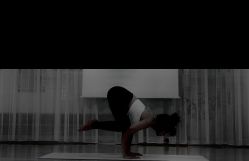 -亚太瑜伽普拉提学院