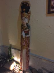 -蕾蕾美颜美容美体