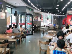 大堂-李先生牛肉面大王(北京平谷步行街店)