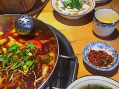 特色牛肉饼-大众跷脚牛肉馆·非遗传承单位(峨眉山店)