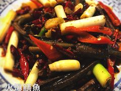 烧鳝鱼-百年粉蒸牛肉