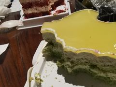 -胖东来生活广场(健康路店)