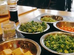 -肖仙仙羊肉汤·创于1996年(三官堂总店)