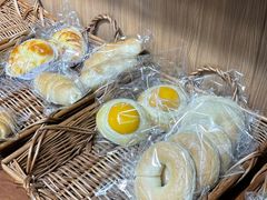 -yeast面包店