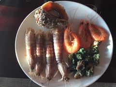 -荣誉国际酒店-云顶旋转餐厅