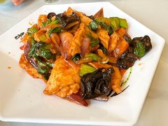 -何适山庄 ·可团建(水长城P2停车场店)