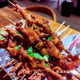 点烤串，喝小酒的好去处就在醉小牛烧烤小酒馆