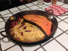 -朱光玉火锅馆·太原旗舰(钟楼街店)