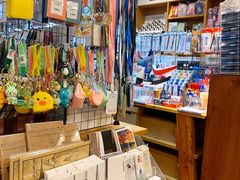 -晓风书屋(浙大紫金港店)