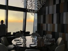 -OZONE 顶楼酒吧(香港丽思卡尔顿酒店)