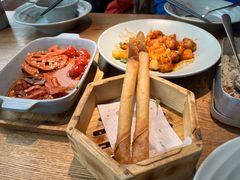 -蜜桃餐厅·伴山(湖滨商业街店)