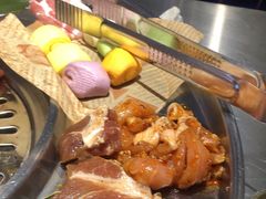 -哈哈碳都·牛肋条无限自助烤肉(宝龙店)